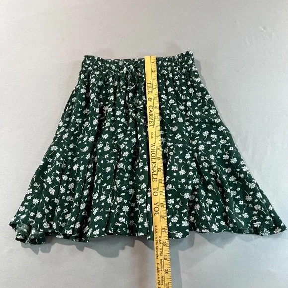 Princess‎ Polly Green Floral Ruffle Mini Skirt – Size 2 - Picture 3 of 4